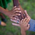 102 Hilfsprojekte für benachteiligte Kinder und Jugendliche unterstützte Jugend Eine Welt im Jahr 2017.