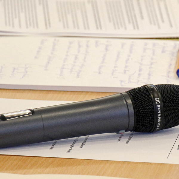 https://www.pfarrbriefservice.de/image/podiumsdiskussion-vorbereiten?vm=download&rdm=~USpZ.cUXWJC
