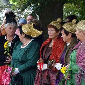 Goldhaubenfrauen